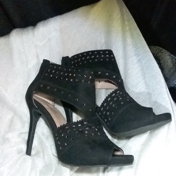 SOLD! - Picture 7 of 7